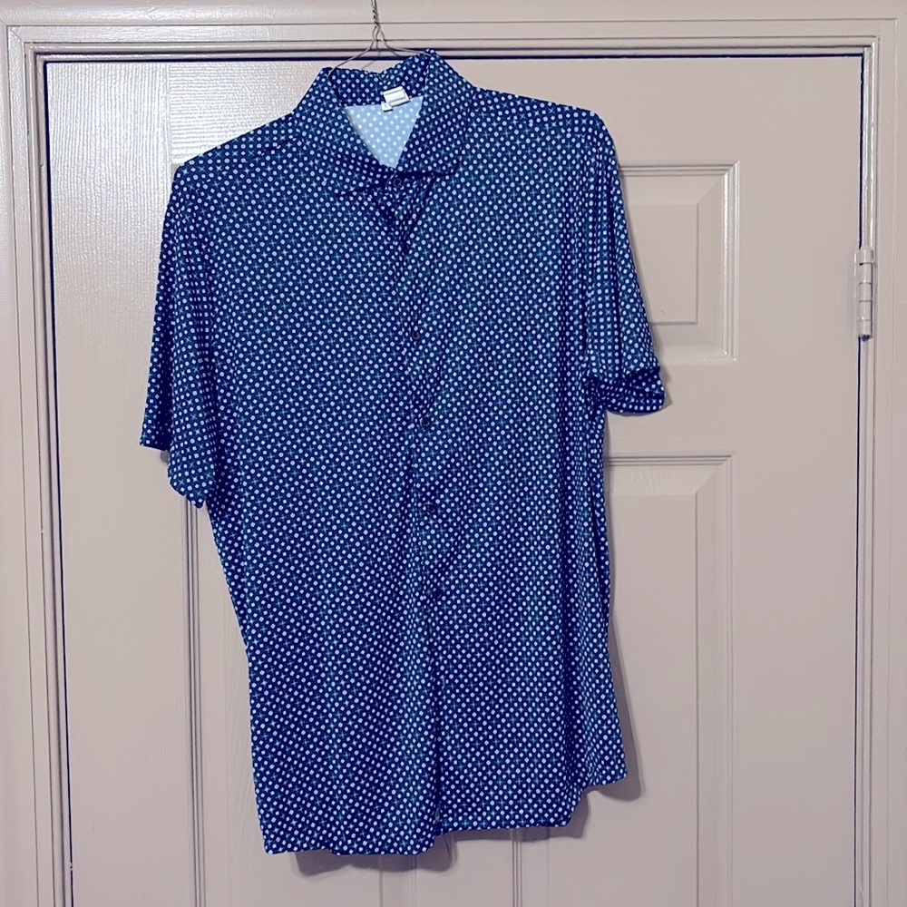 State and Liberty short sleeve button down